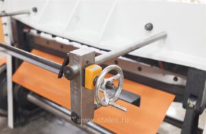 Фото 18 - Гильотина электромеханическая STALEX Q11-4×3200.