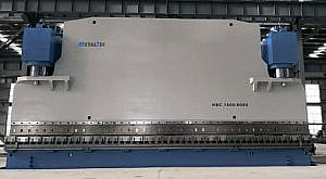 Фото 11 - MetalTec HBC 1200/6000 листогибочные гидравлические прессы с ЧПУ большого тоннажа.