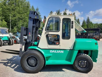 Фото 60 - Вилочный погрузчик Dalian CPCD60FD.